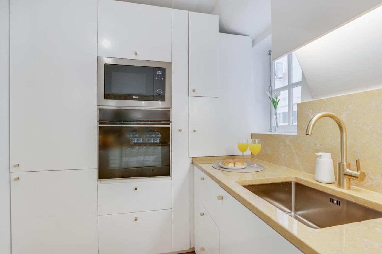 Ferienwohnung Golden Cage Chiado - Charm Historic And Cozy Lissabon Exterior foto